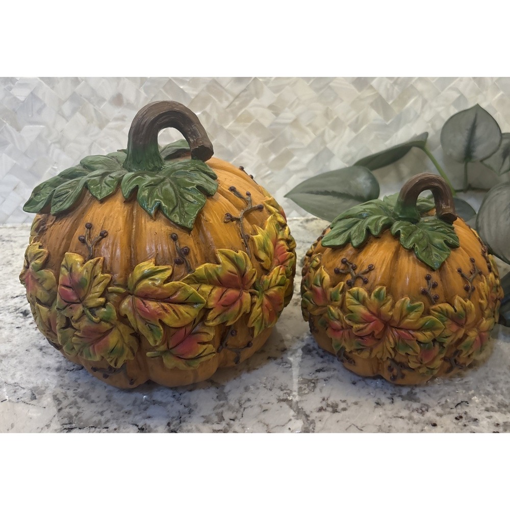 2 Resin Fall Autumn Pumpkins Thanksgiving Decor leaves Berries Orange Yellow